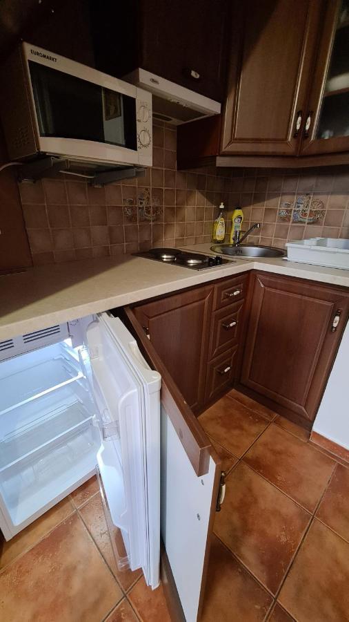 Gyulai Fuerdoe Apartman Extérieur photo