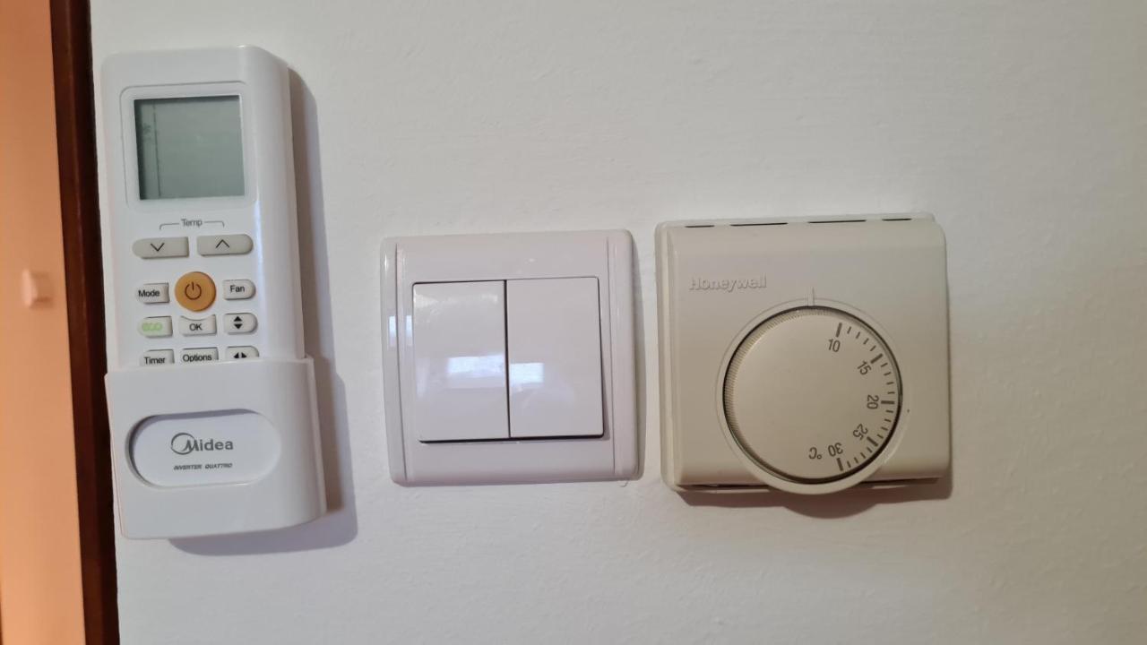 Gyulai Fuerdoe Apartman Extérieur photo