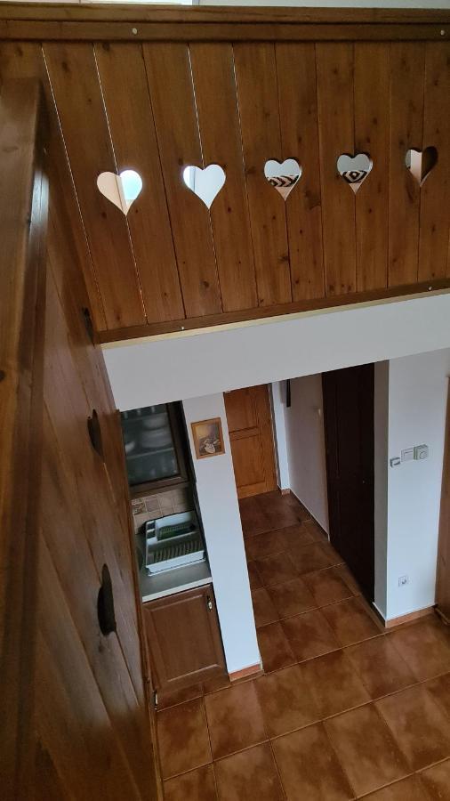 Gyulai Fuerdoe Apartman Extérieur photo